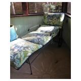 Metal outdoor Lounger