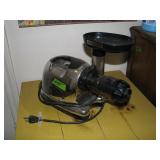 Omega Juicer