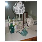 MIsc bathroom items