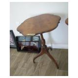 Wooden 3 Leg table