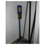 Electric Vacuum w/attachments