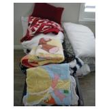Misc linen, blankets lot