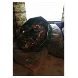 2 wreaths and more