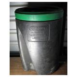 ODJOB hard plastic with lid