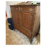 Wooden Gentlemens cabinet