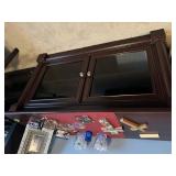 Double door cabinet