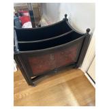 Book/magazine holder