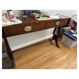 Double drawer, shield back desk