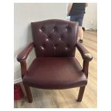 Armed office chair