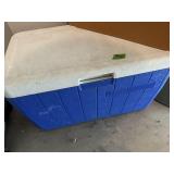 Igloo cooler