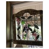 Grape stainglass decor