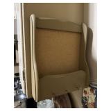 Wooden wallmont organizer