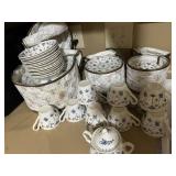 16 pc setting of Myott dishes