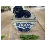 Asian Blue and white dish w/lid