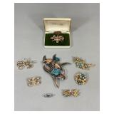 Costume Jewelry Pins Lot, 8 Pieces