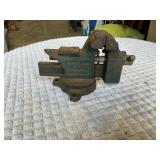 Sear 3 1/2 inch vice