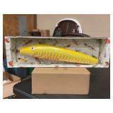 Giant Fishing Lure Decor 26ï¿½  Long