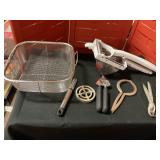 Misc kitchen utensils