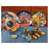 Small lot of vintage toys & Ronald McDonald plates