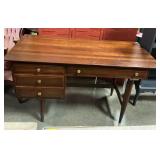 Retro style desk