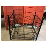 Metal magazine Rack