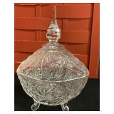 Ann Hutterite Bleikristall footed Candy Dish