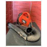 Black & Decker electric leaf blower
