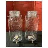 2 one gallon beverage dispensers
