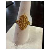14 karat gold tone ring size 7