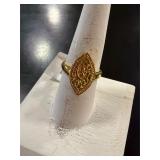 14 karat gold tone ring size 7