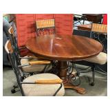 Dinette  table and 4 Chairs