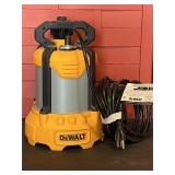 Dewalt Submersible Utility Pump