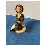 Hummel porcelain figurine statue