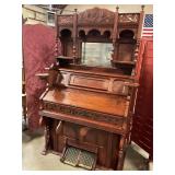 Antique Victorian Style Organ- Beautifully Carved