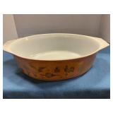 Pyrex 2 1/2 quart baking dish