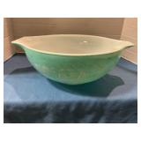 Vintage Lg Pyrex butter print bowl