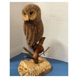 Carved wooden owl statue 16'tall