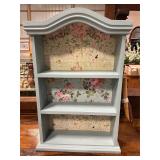 Display Shelf Wallhanging or table top 26'x 17'
