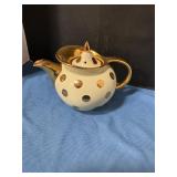 Hall 6 cup tea pot