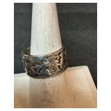 Sterling silver ring 8.4 G size 7 1/2