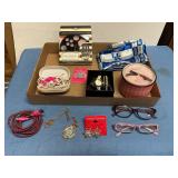 Women's accessories, jewelry & personal items