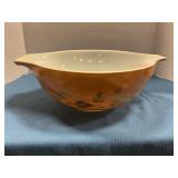 Pyrex 4 quart bowl