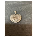 Sterling silver necklace pendant 5.2 G