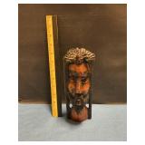 Folk art k o Wood carving