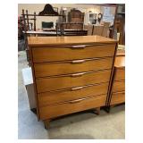 Chest with 5 drawers matches 108