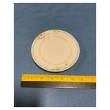 Decorative saucer