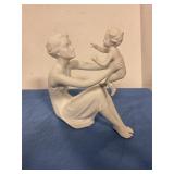 Kaiser Mother &Child sculpture