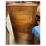 Antique wooden cooler
