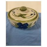 Louisville Stoneware 9ï¿½ cover dish