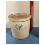 Louisville Pottery Co. Crock with crack